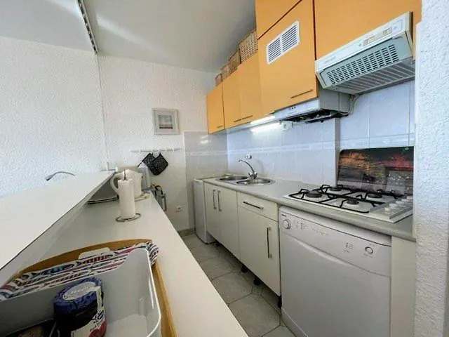 074 Cap D'agde, 2 Pieces Vue Avec Place De Parking 4 Personnes *